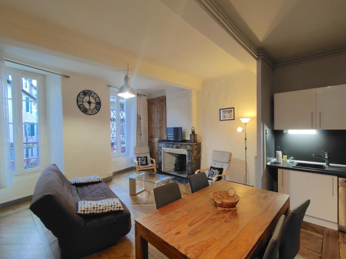 Appartement Centre-Ville Pour Sejour Et Cure Bagnères-de-Bigorre Exteriér fotografie