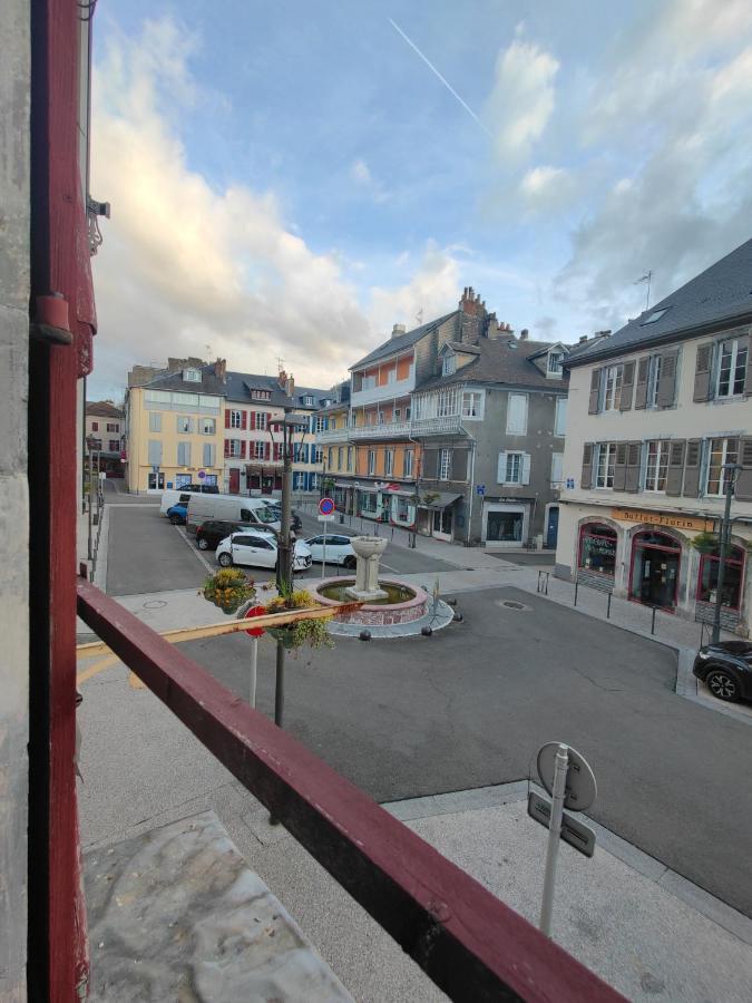 Appartement Centre-Ville Pour Sejour Et Cure Bagnères-de-Bigorre Exteriér fotografie